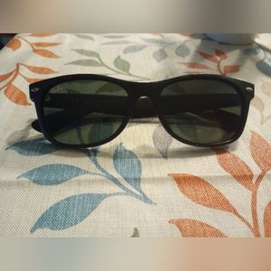 Ray-Ban Wayfarer Sunglasses